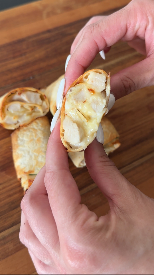 Super Cheesy Air Fryer Wrap Recipe - Low Calorie!