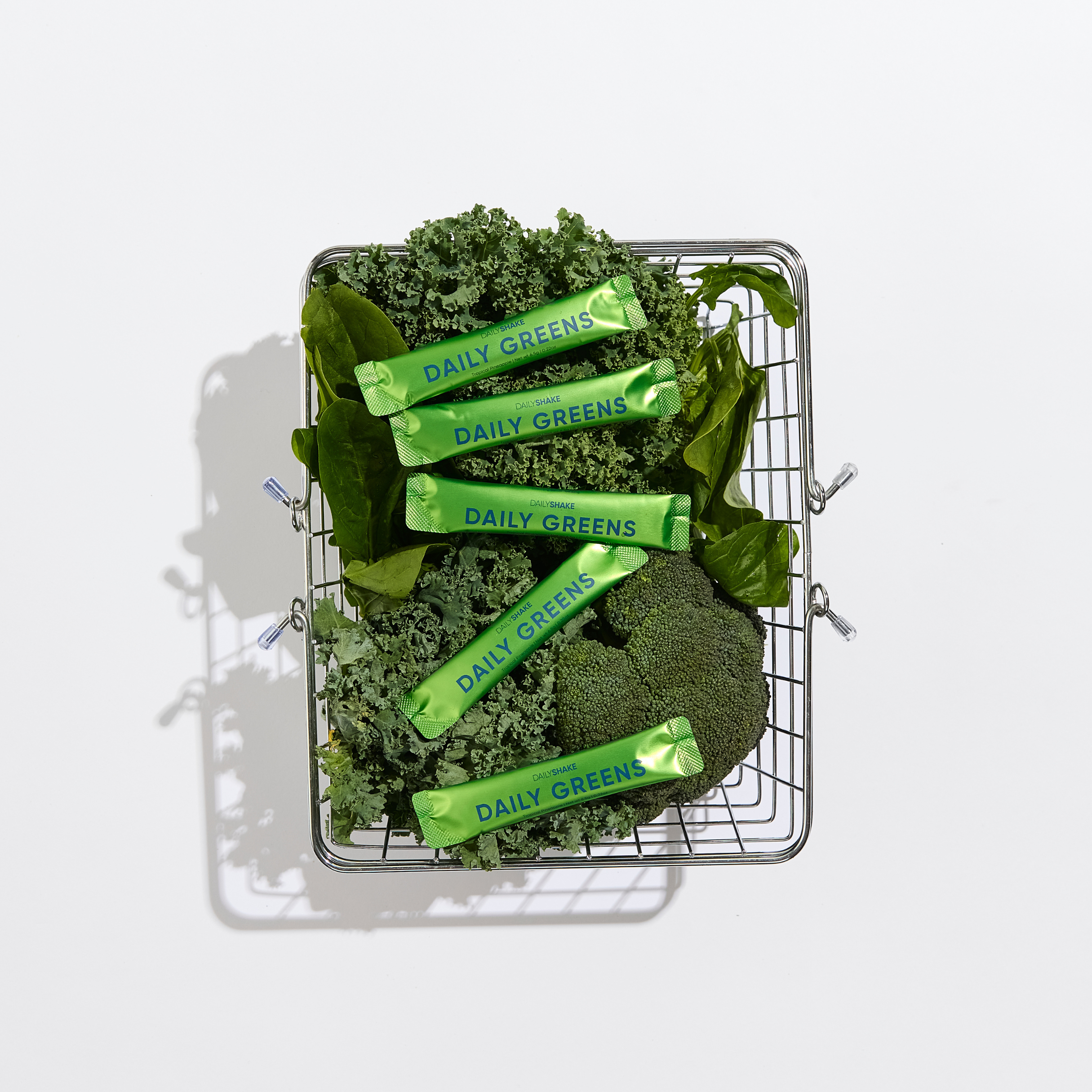 Mixed Flavour Bundle: Daily Greens - 28 x Sachets + Premium Shaker Bottle